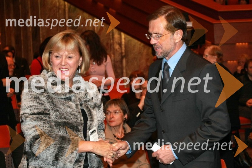 Edita Benko Toplak in Lojze Peterle, evroposlanec in kandidat za predsednika RS42. Borštnikovo srečanje 2007, podelitev Borštnikovovega prstana