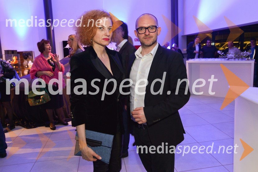  Hermina Kovačič, svetovalka za odnose z javnostmi;  Matej Knific, Imperial Luxury Travel Solutions Mercedes-Benz razred E, VIP predstavitev