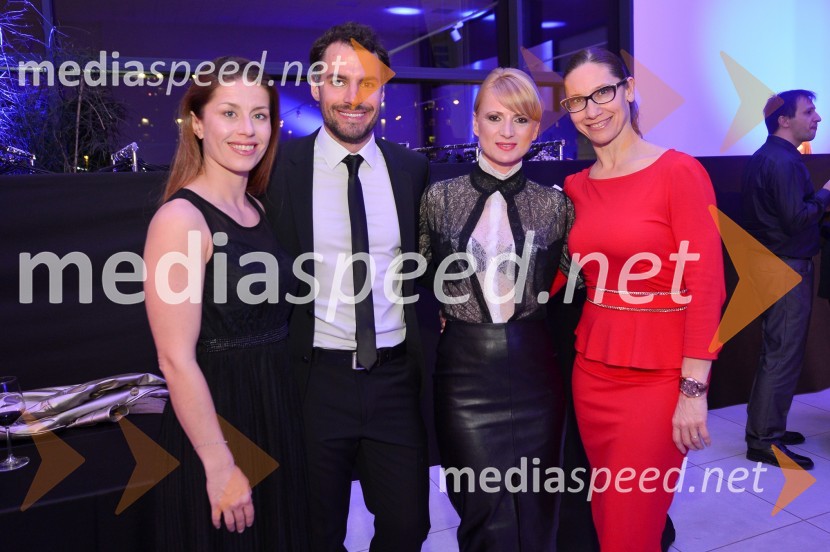  ... ;  David Urankar, televizijski voditelj, maneken;  Metka  Kejžar, vodja marketinga in odnosov z javnostmi, Autocommerce d.o.o.;  Katja Mlakar, agencija AVIMercedes-Benz razred E, VIP predstavitev