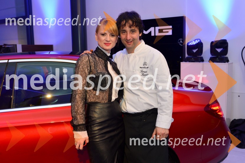  Metka  Kejžar, vodja marketinga in odnosov z javnostmi, Autocommerce d.o.o.;  Tomaž Kavčič, kuharski mojster, Pri Lojzetu, ZemonoMercedes-Benz razred E, VIP predstavitev