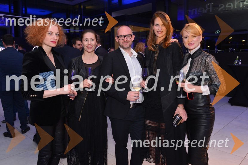  Hermina Kovačič, svetovalka za odnose z javnostmi;  Martina Razinger, vizažistka;  Matej Knific, Imperial Luxury Travel Solutions ;  Maja  Bulc Raspopovič, lastnica agencije Model Group;  Metka  Kejžar, vodja marketinga in odnosov z javnostmi, Autocommerce d.o.o.Mercedes-Benz razred E, VIP predstavitev