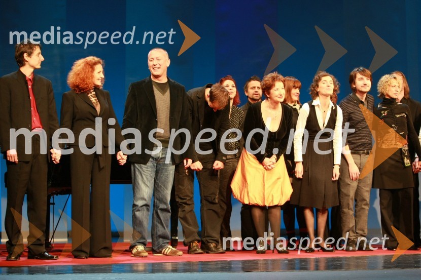 Igralci v predstavi Ojdip v Korintu, dobitniki velike nagrade za najboljšo uprizoritev42. Borštnikovo srečanje 2007, podelitev Borštnikovovega prstana