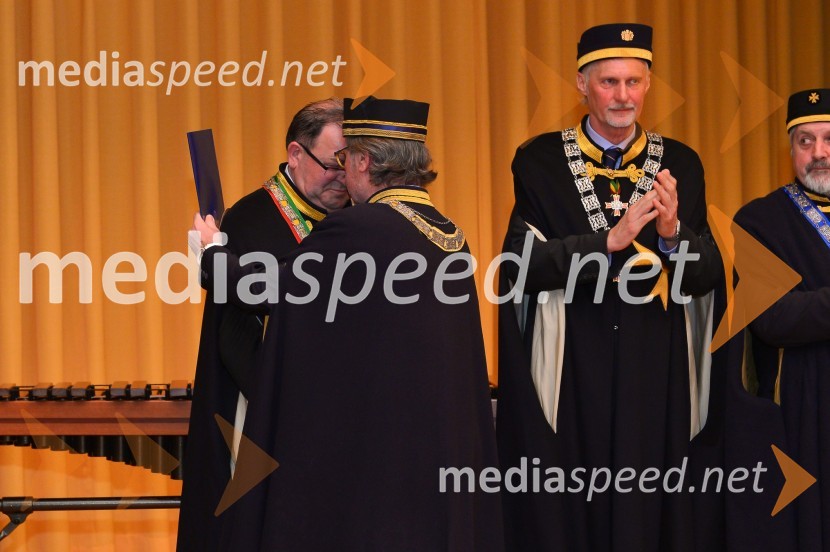  Ignac Naci Rajh, Gostilna Rajh, Bakovci; Prvi legat Legature za Pomurje, Evropski red vitezov vina, Konzulat za Slovenijo ;  Gerhard Plaschke, senatni vicekonzul, Evropski red vitezov vinaViteška svečanost ob ustanovitvi Legature za Pomurje