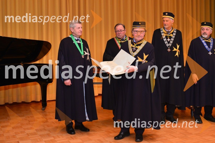  Andrej Šajnovič, Drugi legat, Legatura za Pomurje, Evropski red vitezov vina, Konzulat za Sloveniijo;  Gerhard Plaschke, senatni vicekonzul, Evropski red vitezov vinaViteška svečanost ob ustanovitvi Legature za Pomurje