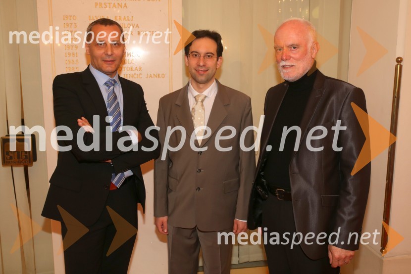  Danilo Rošker, direktor SNG Maribor;  Simon Krečič, umetniški in glasbeni direktor Opere SNG Maribor;  ... Gusar, premiera baleta SNG Maribor