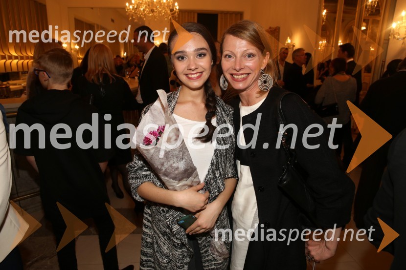  ... ;  Nataša  Matješec Rošker,  igralkaGusar, premiera baleta SNG Maribor