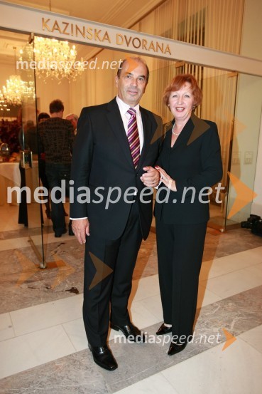 Roman Glaser, generalni direktor Perutnine Ptuj d.d. s soprogo Nado Glaser42. Borštnikovo srečanje 2007, podelitev Borštnikovovega prstana