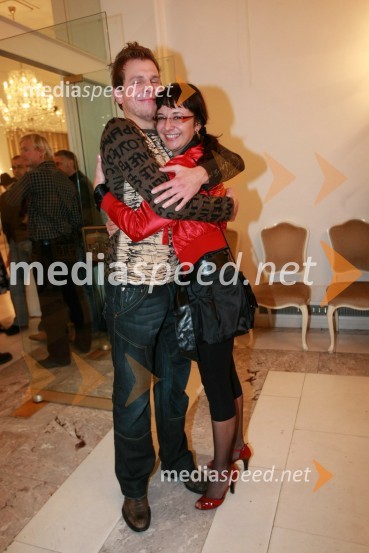 Aljaž Jovanović, dobitnik nagrade za mladega igralca v predstavi Ojdip v Korintu in Lara P. Jankovič, igralka42. Borštnikovo srečanje 2007, podelitev Borštnikovovega prstana