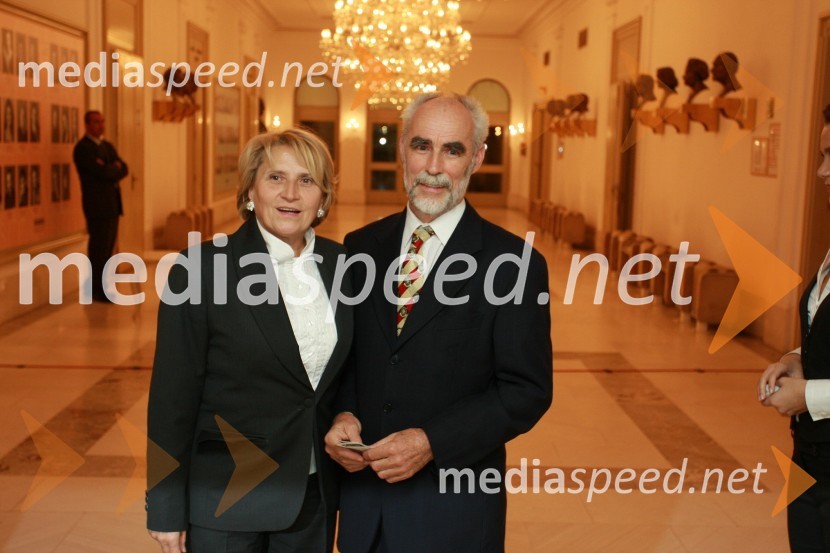 Monika Piberl, predsednica stranke Glas žensk Slovenije z možem Francem42. Borštnikovo srečanje 2007, podelitev Borštnikovovega prstana