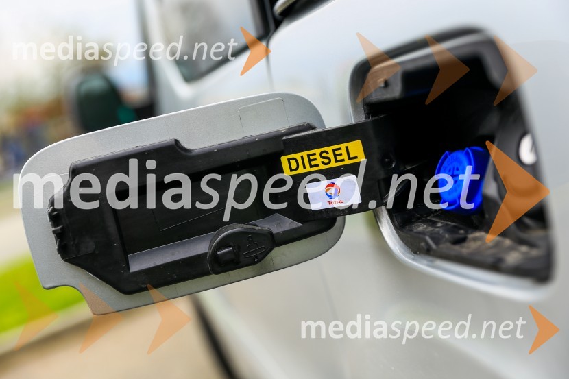 Peugeot Partner Tepee Allure 1.6 BlueHDi 120 EUR6Peugeot Partner Tepee Allure 1.6 BlueHDi 120 EUR6, mediaspeed test