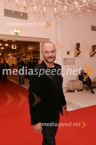  Tomaž Pandur, režiserV spomin: Tomaž Pandur, režiser