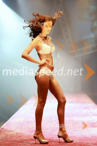 Sabina Remar, Miss Universe Slovenije 2004Modna revija Lisca-spodnje perilo in kopalke pomlad-poletje 2008