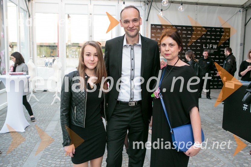  ... ;  Aleksander Salkič, svetovalec predsednika uprave Petrol d.d.;  ... Ljubljana fashion week 2016, 1. dan, obiskovalci