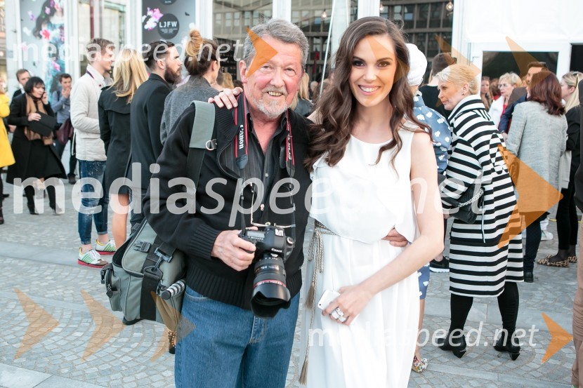  Stane Jerko, fotograf;  Ula  Furlan, igralka, voditeljicaLjubljana fashion week 2016, 1. dan, obiskovalci