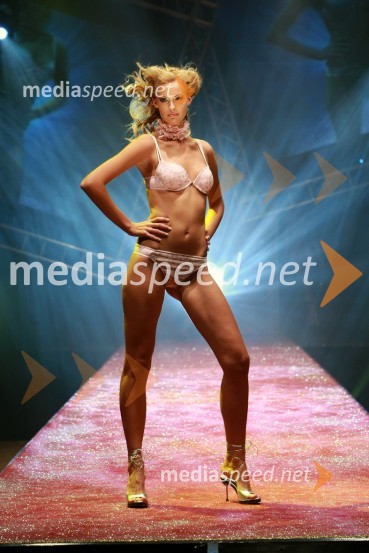 Tjaša Kokalj, Miss Universe Slovenije 2007Modna revija Lisca-spodnje perilo in kopalke pomlad-poletje 2008