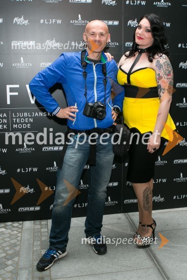  Saša Despot, fotograf;  Maja Založnik, glasbenicaLjubljana fashion week 2016, 2. dan, obiskovalci