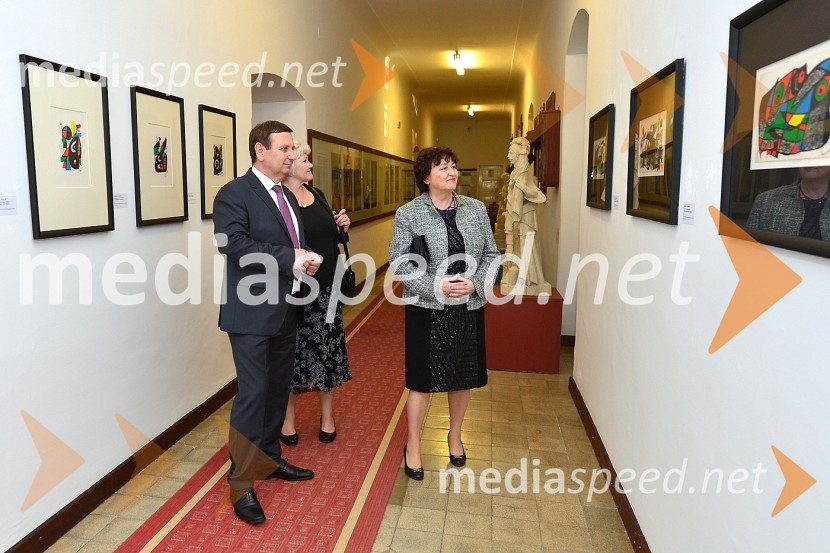 mag. Anton Balažek, župan občine Lendava;  Mirjana  Balažek; mag. Julijana Bizjak Mlakar, ministrica za kulturoJoan Miró, otvoritev razstave grafik