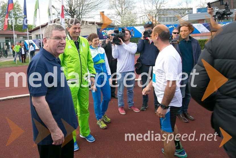  Thomas Bach, predsednik, Mednarodni olimpijski komite;  Borut Pahor, predsednik Republike Slovenije; prof. dr. Maja Makovec Brenčič, ministrica za izobraževanje, znanost in športPredsednik MOK-a Thomas Bach na obisku v Sloveniji
