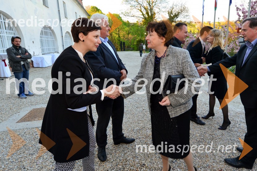  Aleksandra Sarjaš, Občina Lendava; mag. Julijana Bizjak Mlakar, ministrica za kulturoJoan Miró, otvoritev razstave grafik