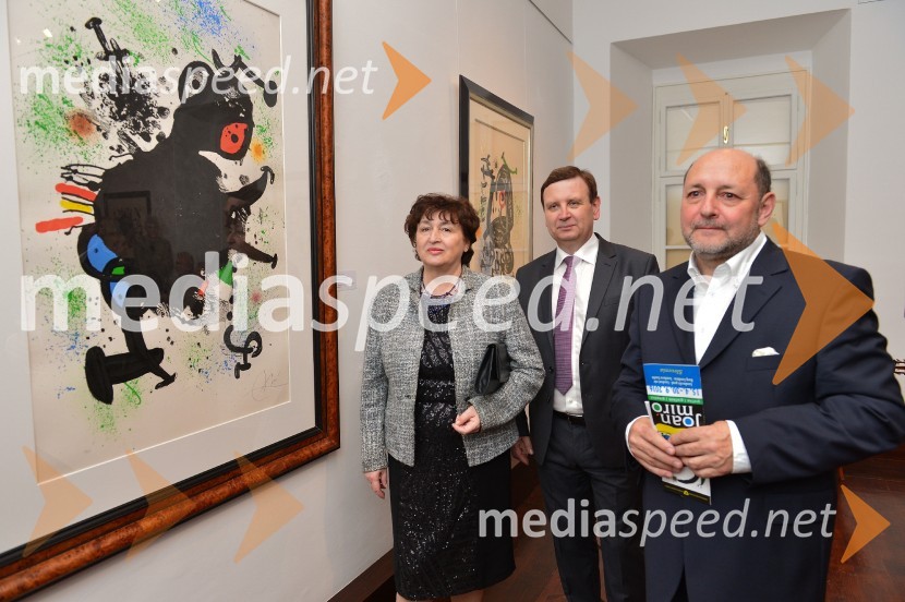 mag. Julijana Bizjak Mlakar, ministrica za kulturo; mag. Anton Balažek, župan občine Lendava; dr. Janez Balažic, umetnostni zgodovinarJoan Miró, otvoritev razstave grafik