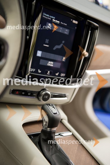 Volvo S90, statična predstavitevVolvo S90, slovenska statična predstavitev