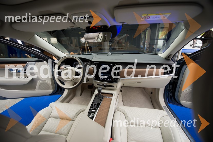 Volvo S90, statična predstavitevVolvo S90, slovenska statična predstavitev