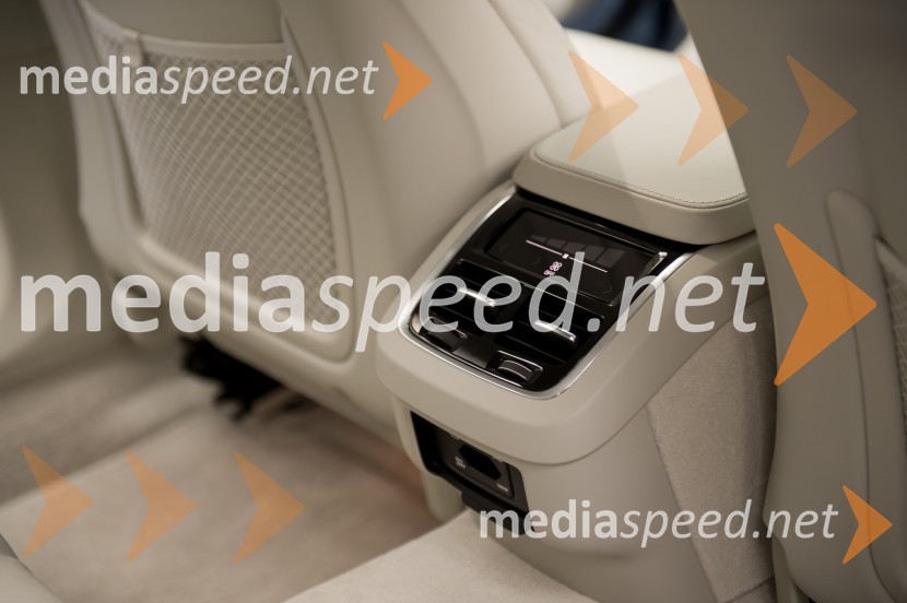 Volvo S90, statična predstavitevVolvo S90, slovenska statična predstavitev