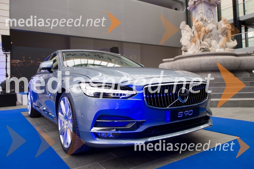 Volvo S90, statična predstavitevVolvo S90, slovenska statična predstavitev