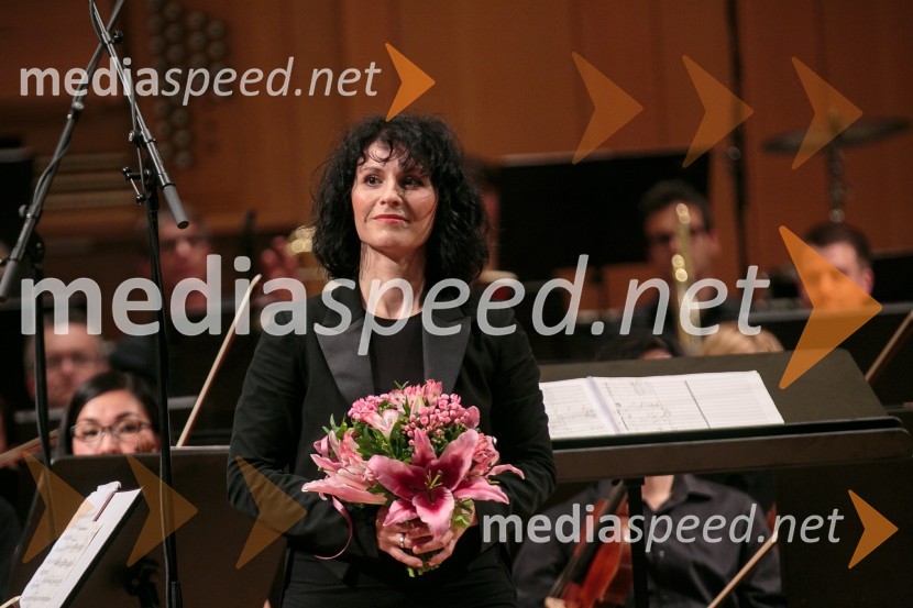  Živa Ploj Peršuh, dirigentkaZaključni koncert 31. Slovenskih glasbenih dnevov