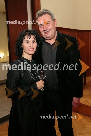  Živa Ploj Peršuh, dirigentka;  ... Zaključni koncert 31. Slovenskih glasbenih dnevov