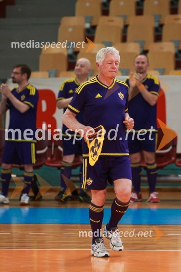  Tone Vogrinec, športni in smučarski funkcionarDobrodelna nogometna tekma za otroke Mladinskega doma Maribor