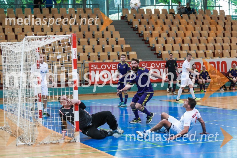  Filip Flisar, smučar prostega slogaDobrodelna nogometna tekma za otroke Mladinskega doma Maribor