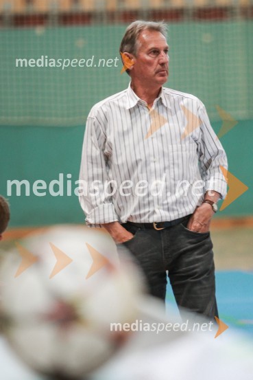  Vili Ameršek, nekdanji nogometašDobrodelna nogometna tekma za otroke Mladinskega doma Maribor