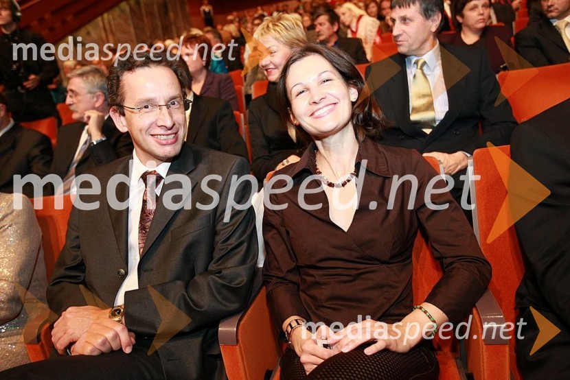 Žiga Turk, minister za razvoj in njegova spremljevalkaPodelitev Ježkovih nagrad 2007 in dan RTV Slovenije