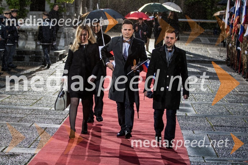  ... ;  Jure  Poglajen, zobozdravnik;  David  Zorko, veterinarDržavna proslava ob dnevu boja proti okupatorju