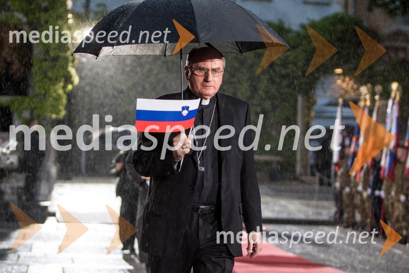 msgr. dr.  Juliusz Janusz, rimskokatoliški duhovnik, škof in apostolski nuncijDržavna proslava ob dnevu boja proti okupatorju