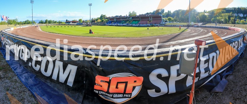 Sončen začetek v Krškem