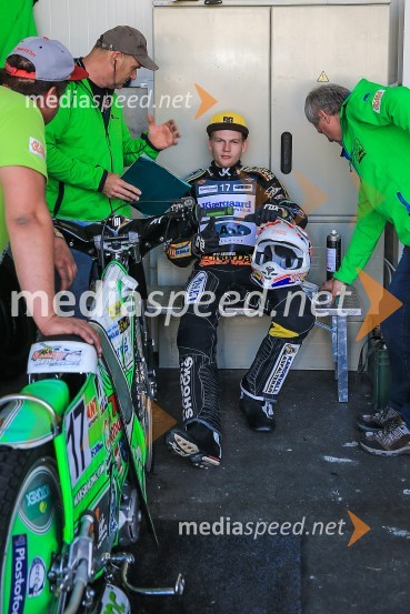 Sončen začetek v Krškem