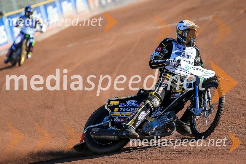 Sončen začetek v Krškem