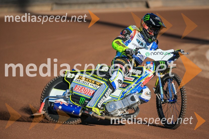 Sončen začetek v Krškem