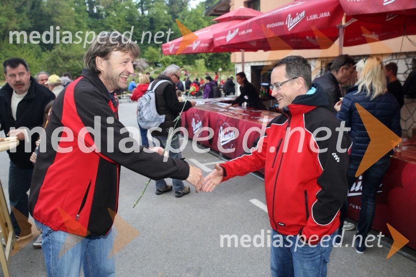  Aleksander Ogrizek, predsednik sindikata poklicnih gasilcev;  ... Kresovanje in praznovanje 1.maja, Koblarjev zaliv 2016