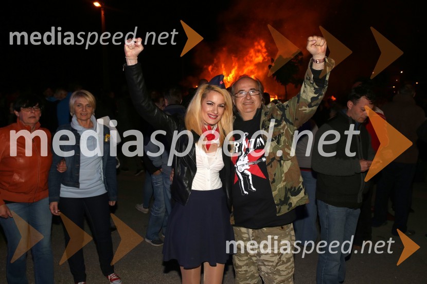  Karmen Klinc, skupina Rock Partyzani;  Aleš Klinar, glasbenik, skupina Rock PartyzaniKresovanje in praznovanje 1.maja, Koblarjev zaliv 2016