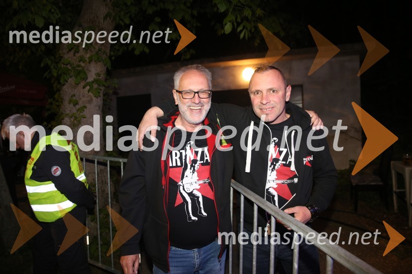  Lojze Raško, sekretar, Zveza svobodnih sindikatov Slovenije;  Mare Novak, skupina Rock PartyzaniKresovanje in praznovanje 1.maja, Koblarjev zaliv 2016