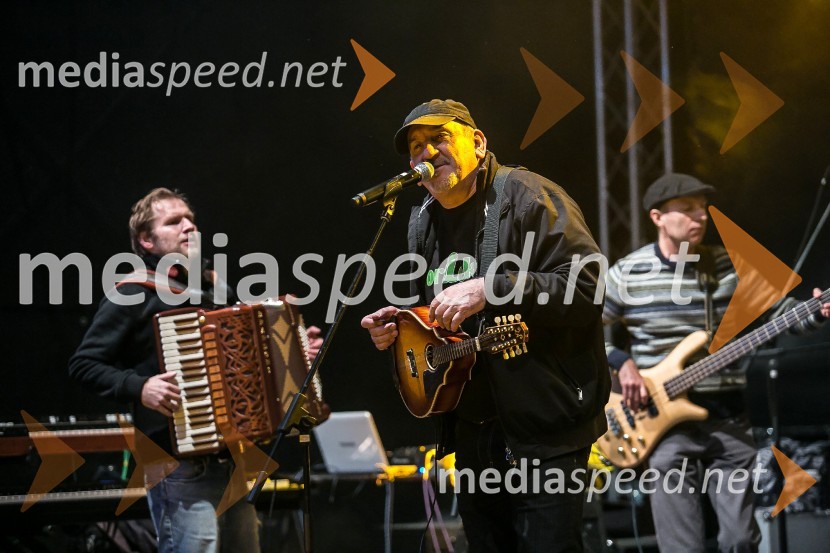  Jure Tori, skupina Orlek;  Vlado Poredoš, skupina Orlek;  Mitja Tori, skupina OrlekKresovanje in praznovanje 1.maja, Rožnik 2016