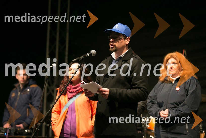  Evelin Vesenjak, predsednica Konfederacije novih sindikatov Slovenije;  Jakob Počivavšek, predsednik Konfederacije sindikatov Slovenije PERGAM;  Magdalena Mustar Pečjak, predsednica Območnega odbora Ljubljane in okolice Sindikata vzgoje, izobraževanja, znanosti in kulture SlovenijeKresovanje in praznovanje 1.maja, Rožnik 2016