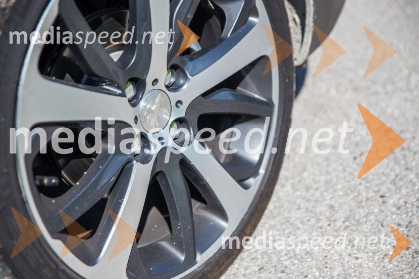 Peugeot 208 Allure 1.2 PureTech 110 EAT6 Stop&StartPeugeot 208 Allure 1.2 PureTech 110 EAT6 Stop&Start, mediaspeed test