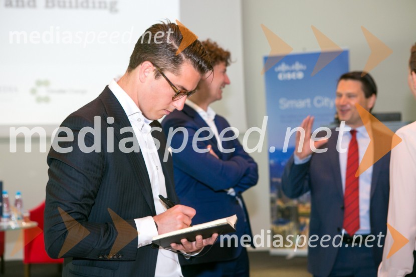  Casper Jorna, Ellen MacArthur FoundationAmCham Poslovni zajtrk: ''Zeleno gospodarstvo prinaša poslovne priložnosti«