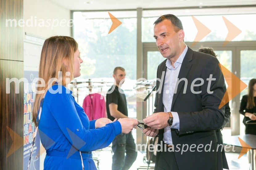 AmCham Poslovni zajtrk: ''Zeleno gospodarstvo prinaša poslovne priložnosti«