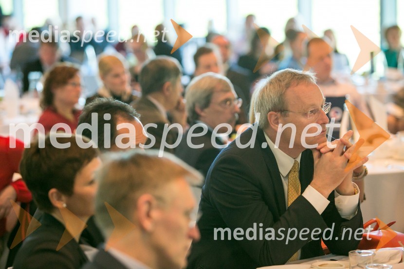 AmCham Poslovni zajtrk: ''Zeleno gospodarstvo prinaša poslovne priložnosti«