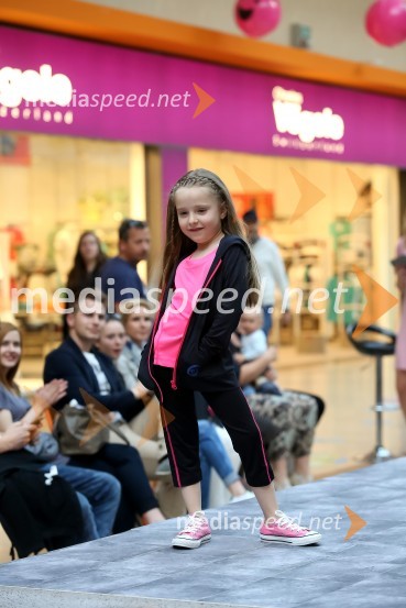 Modna revija v Qlandiji KranjModna revija v Qlandii Kranj